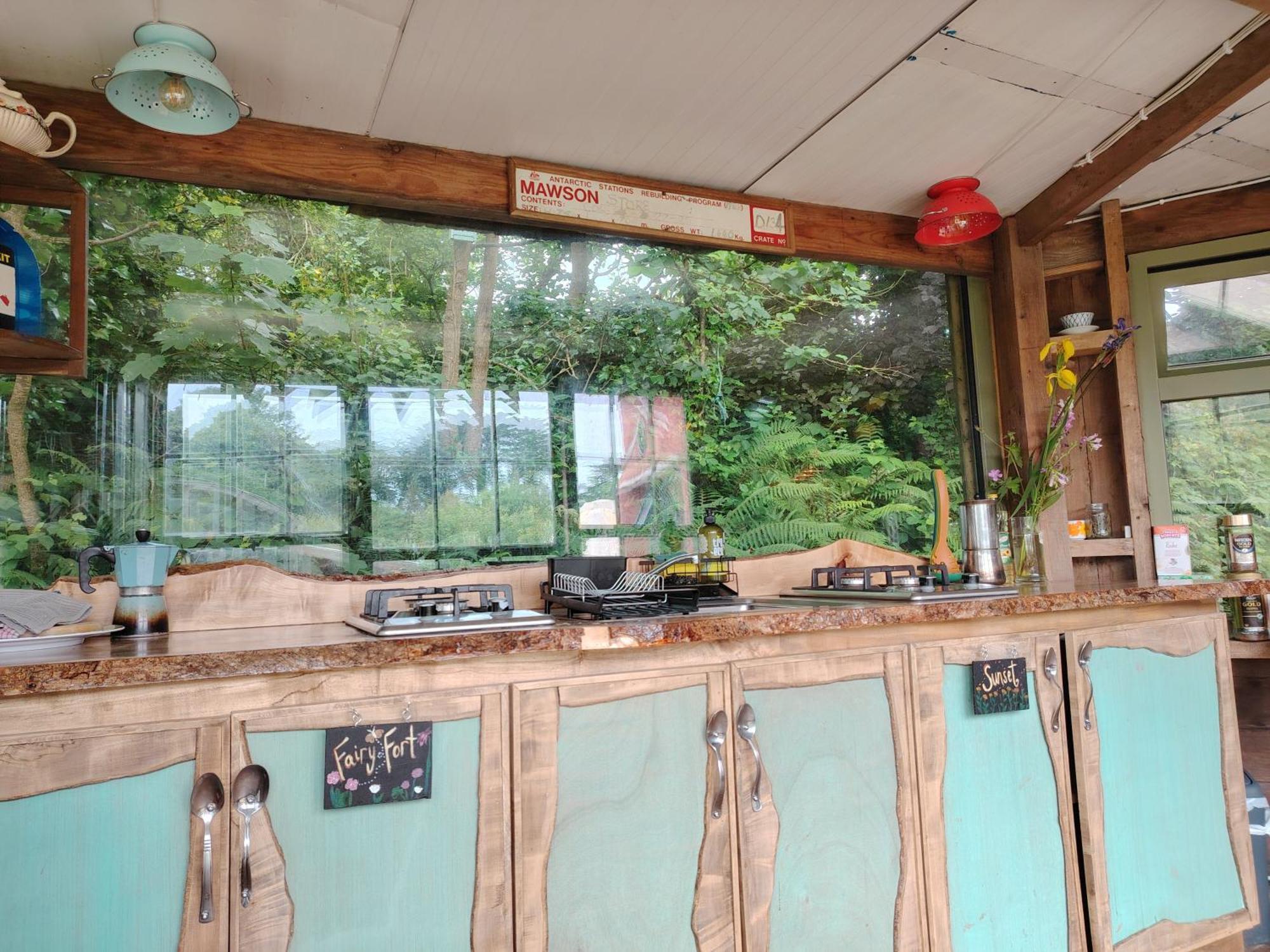 Inch Hideaway Eco Camping Whitegate  외부 사진